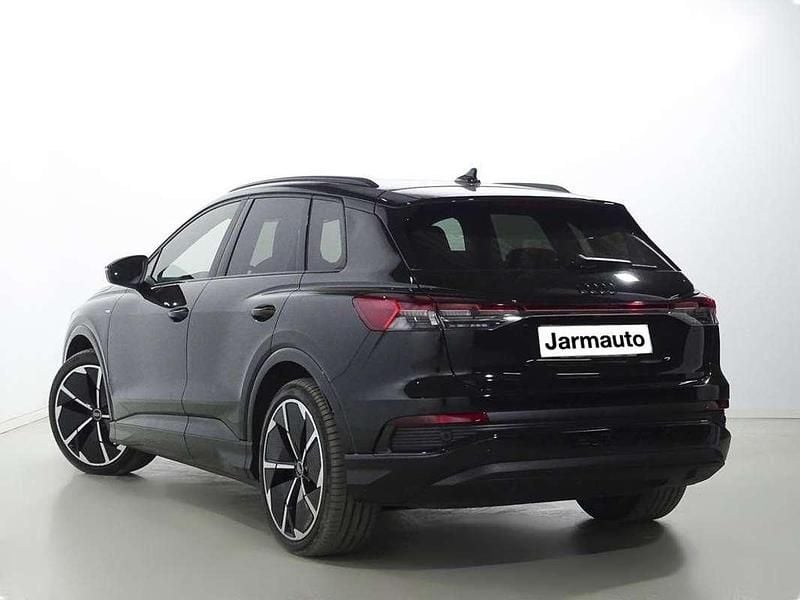 Usado Audi Q4 e-tron Basis 150 kW (204 CV) 2023 Negro SUV