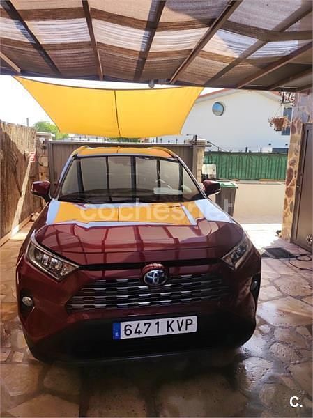 Usado Toyota RAV4 Hybrid Advance 218 CV (160 kW) 2019 Granate SUV