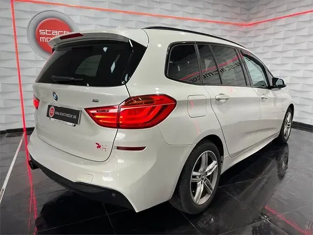 Usado BMW 218 150 CV (110 kW) 2016 Blancoblanco Familiar