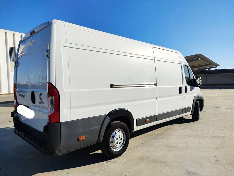 Usado Fiat Ducato 150 CV (110 kW) 2018 Blanco Van