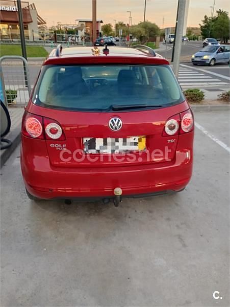 Usado VW Golf Plus Cross Advance 105 CV (77 kW) 2011 Rojo Monovolumen