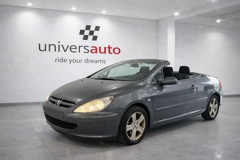 Usado Peugeot 307 143 CV (105 kW) 2005 Gris