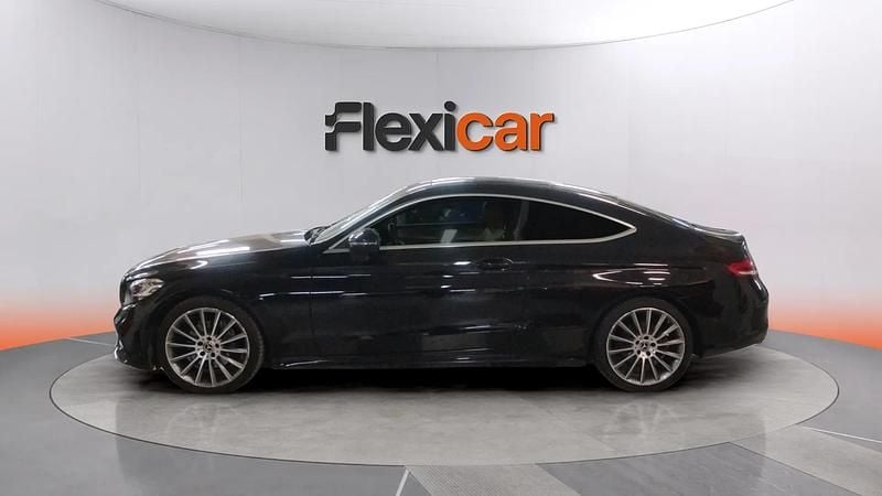 Usado Mercedes C180 156 CV (114 kW) 2021 Negro Coupe