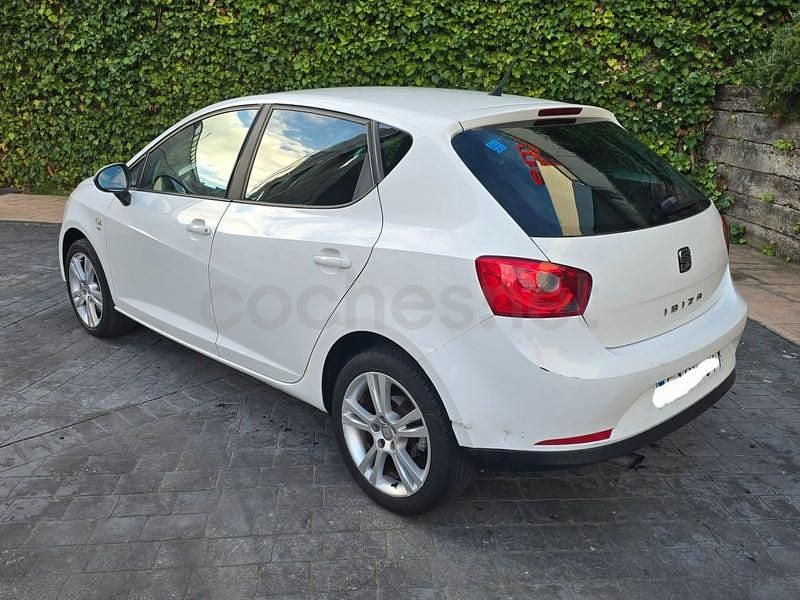 Usado Seat Ibiza Sport 105 CV (77 kW) 2010 Blanco Berlina