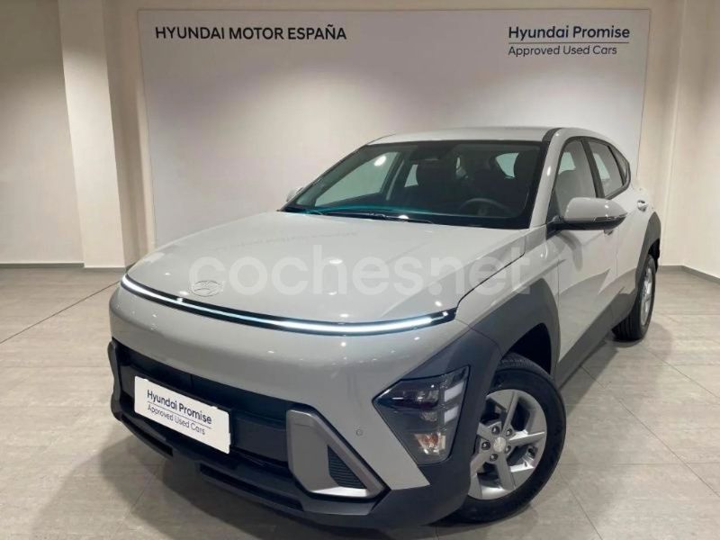Gris Usado 2023 Hyundai Kona SUV | 28.990 € - Imagen 1/4