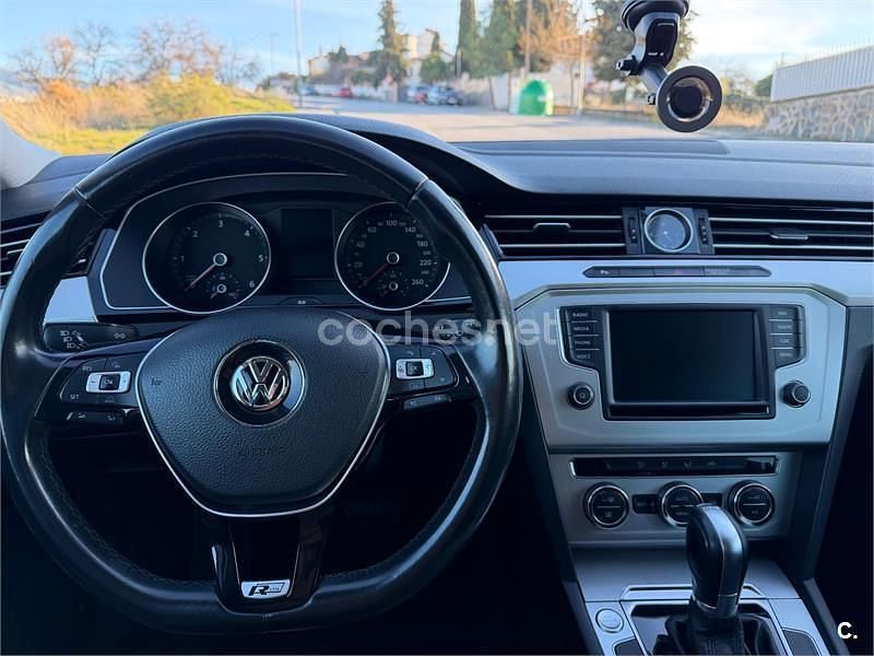 Usado VW Passat Advance 150 CV (110 kW) 2016 Gris / plata Familiar