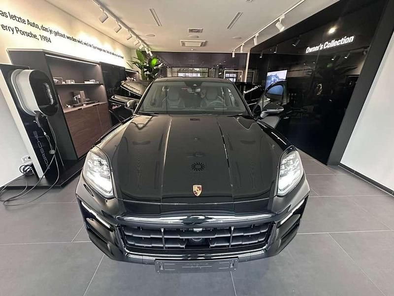 Usado Porsche Cayenne 470 CV (345 kW) 2024 Negro SUV