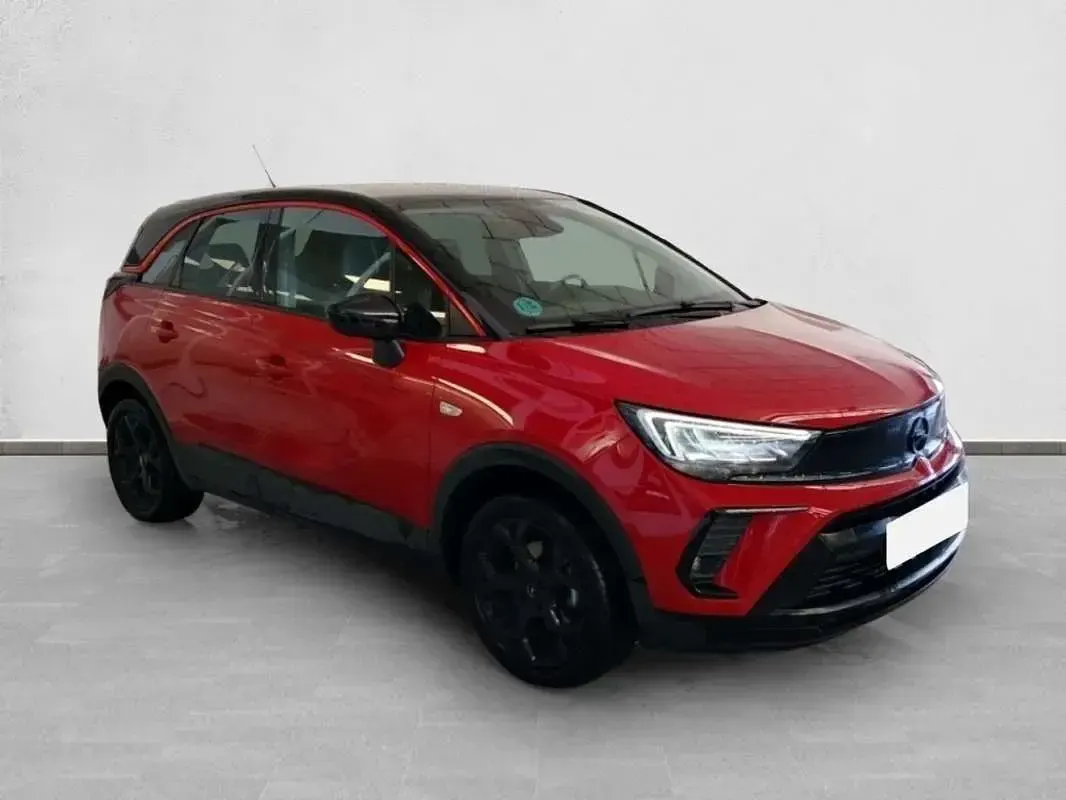 Usado Opel Crossland GS Line 110 CV (80 kW) 2022 Burdeos SUV