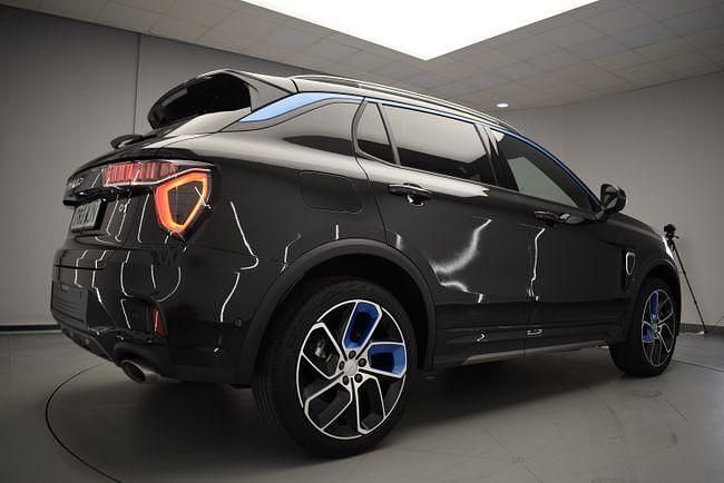 Usado Lynk & Co 01 261 CV (191 kW) 2023 Negro SUV