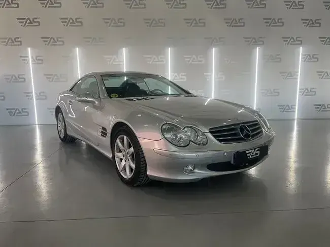 Usado Mercedes SL500 306 CV (225 kW) 2002 Gris / plata Descapotable