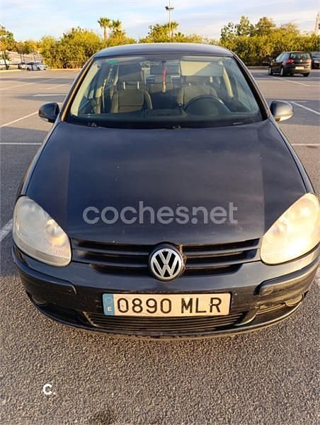 Azul Usado 2005 VW Golf IV Highline Berlina | 3750 € (Buen precio) - Imagen 1/4