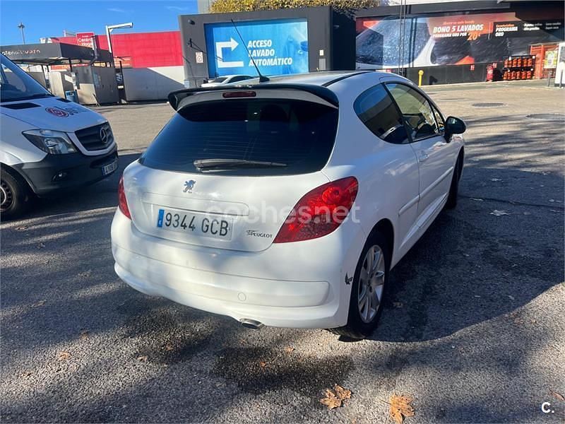Usado Peugeot 207 Sport 120 CV (88 kW) 2008 Blanco Berlina