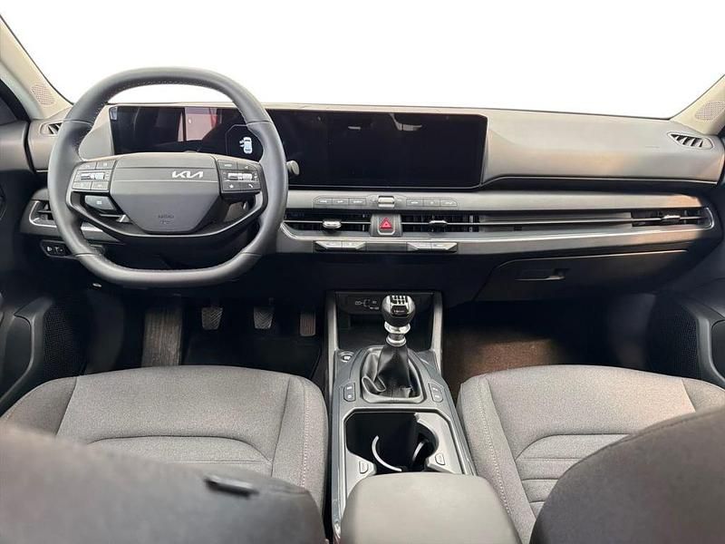 Usado Kia K4 115 CV (84 kW) 2026 Clear white (ud)