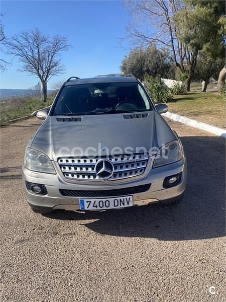 Beige Usado 2005 Mercedes ML320 SUV | 8000 € (Precio justo) - Imagen 1/3