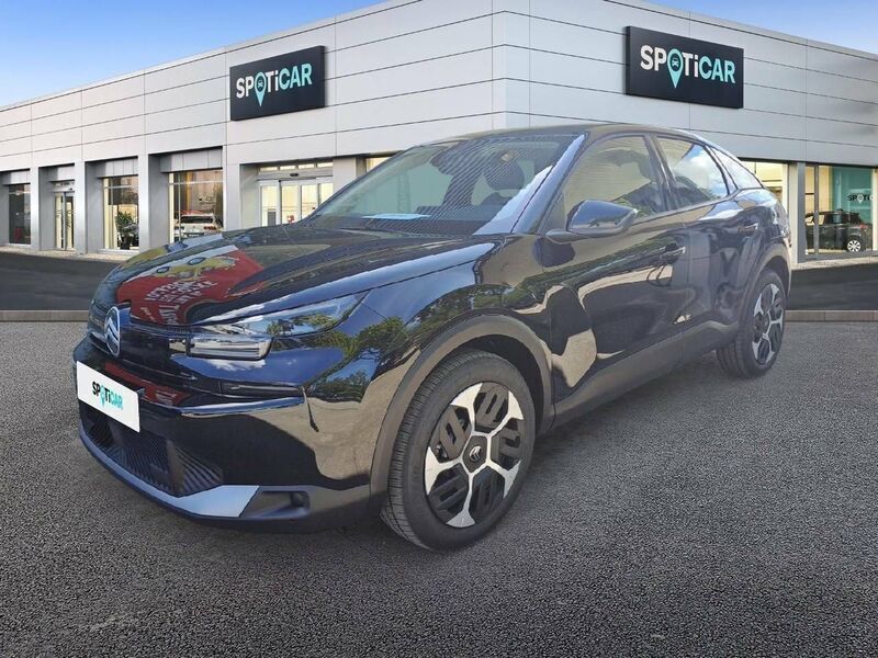 Negro Nuevo 2025 Citroën C4 PureTech Berlina | 21.900 € (Precio justo) - Imagen 1/4