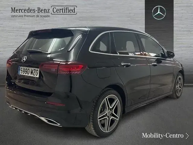 Usado Mercedes B250e 218 CV (160 kW) 2025 Negro noche Monovolumen