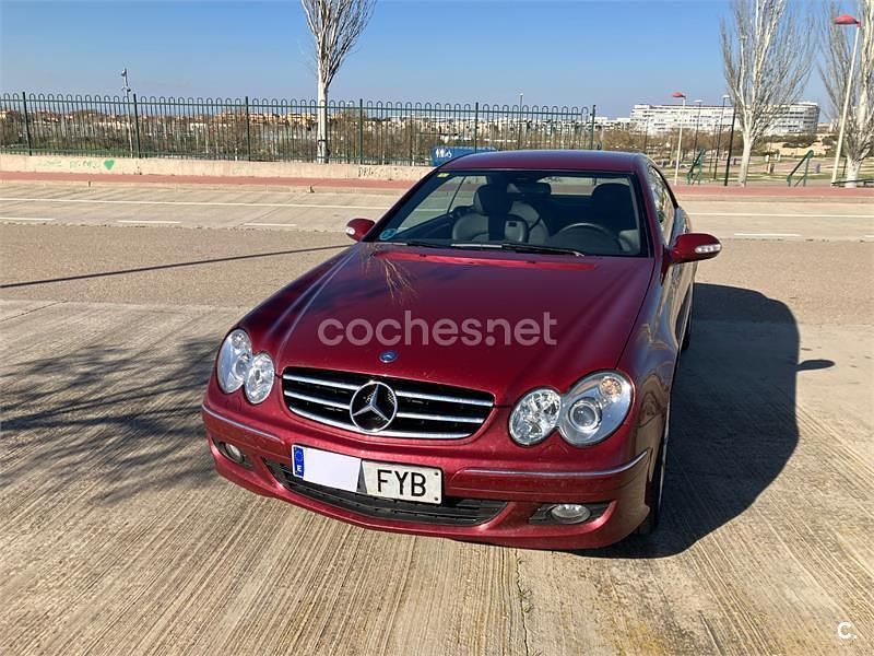 Usado Mercedes CLK200 Avantgarde 163 CV (119 kW) 2007 Granate Coupe