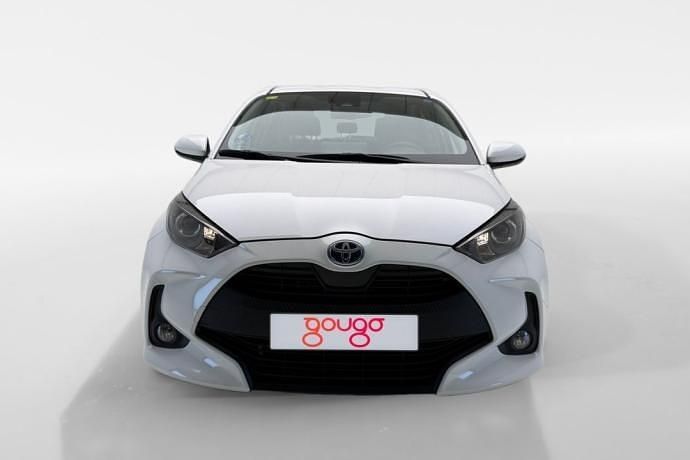 Usado Toyota Yaris Business Edition 116 CV (85 kW) 2020 Blanco Berlina