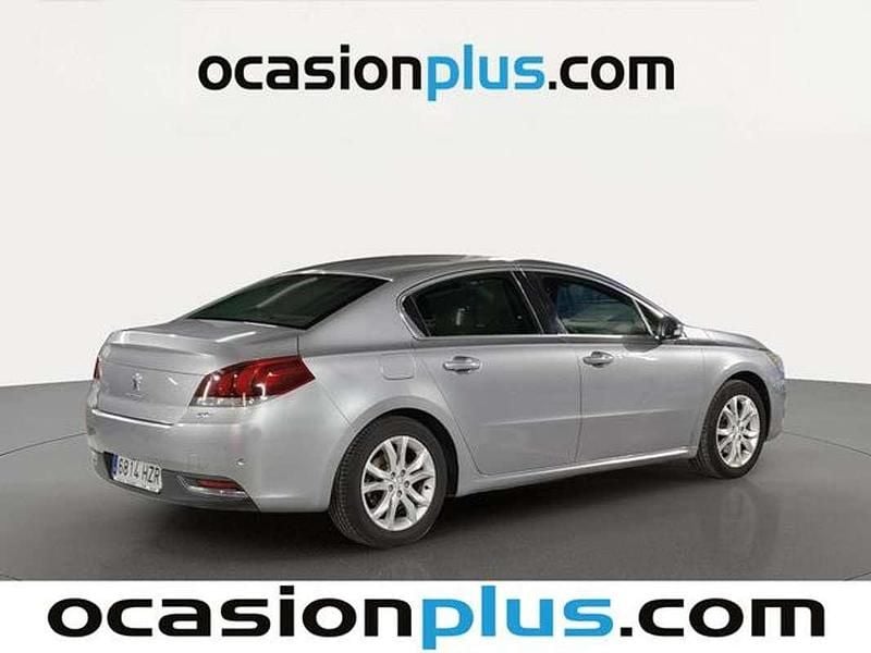 Usado Peugeot 508 Allure 163 CV (119 kW) 2014 Gris Berlina
