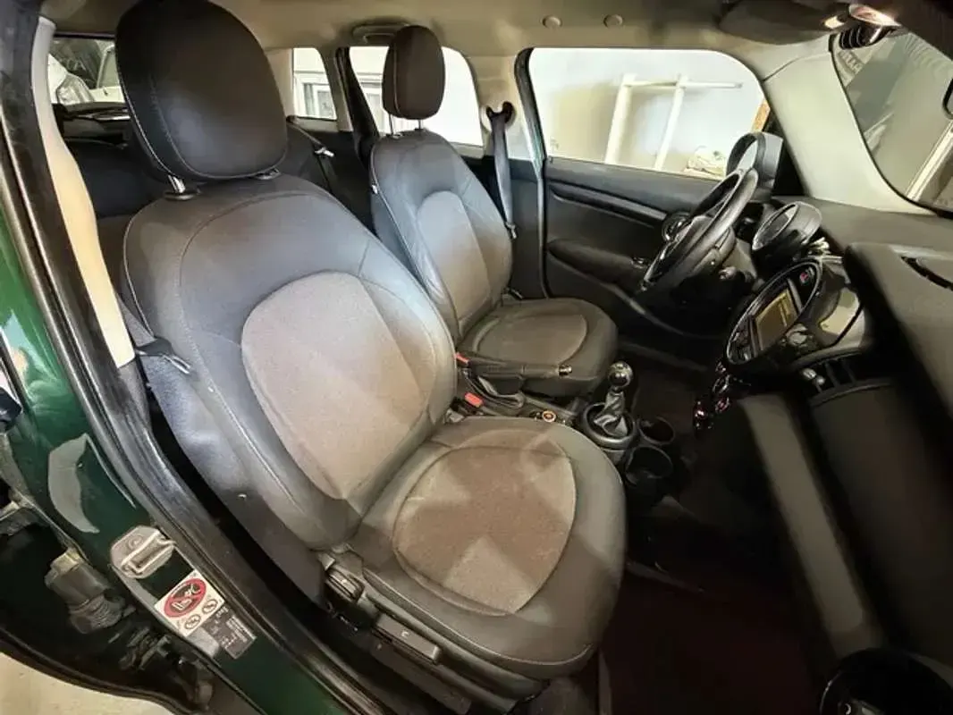 Usado Mini Cooper D 116 CV (85 kW) 2016 Verde Utilitario