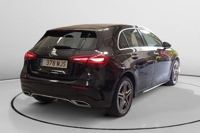 Usado Mercedes A250 AMG line 218 CV (160 kW) 2023