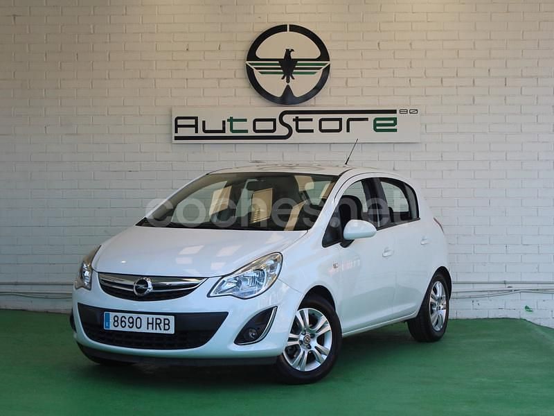 Blanco Usado 2013 Opel Corsa Color Edition Berlina | 7990 € (Caro) - Imagen 1/4
