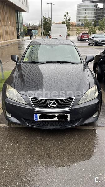 Usado Lexus IS220d Luxury Line 177 CV (130 kW) 2006 Gris / plata Berlina