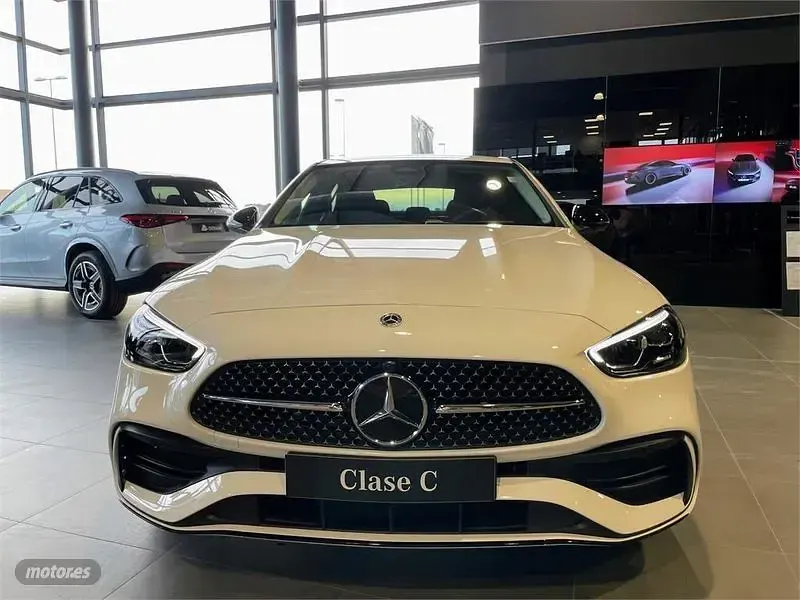 Nuevo Mercedes C300e 313 CV (230 kW) 2026 Blanco Berlina