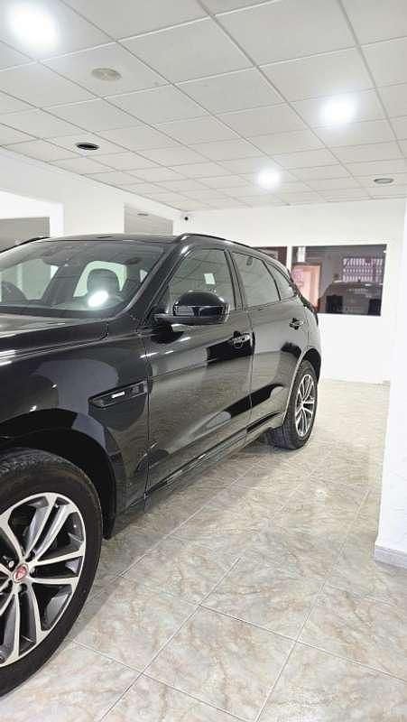 Usado Jaguar F-Pace R-Sport 241 CV (177 kW) 2018 Negro SUV