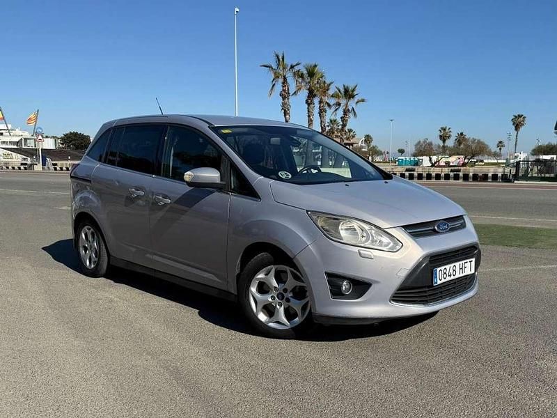 Usado Ford Grand C-Max Trend 116 CV (85 kW) 2011 Gris Monovolumen