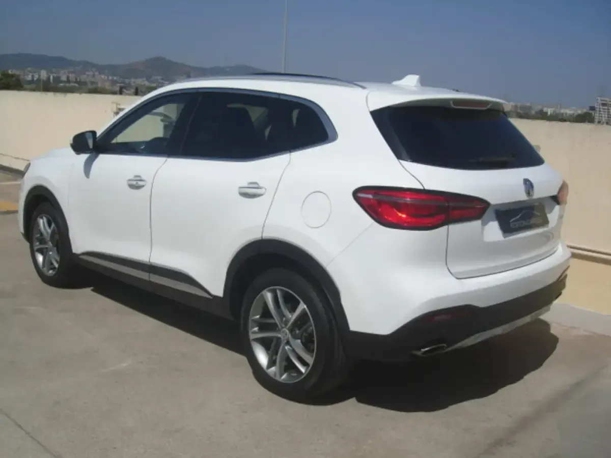 Usado MG HS Luxury 162 CV (119 kW) 2023 Blanco SUV