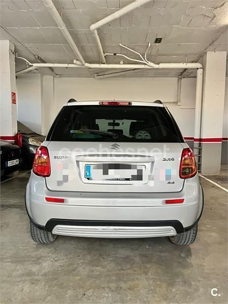 Usado Suzuki SX4 GLX 107 CV (78 kW) 2008 Gris / plata SUV