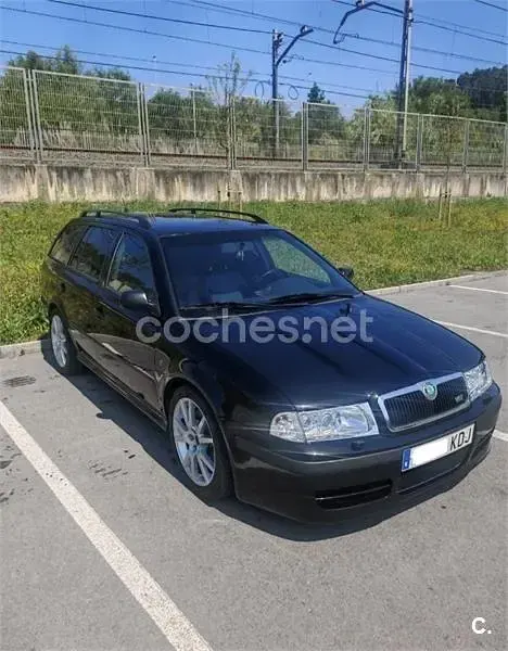 Usado Skoda Octavia RS 180 CV (132 kW) 2004 Negro Familiar