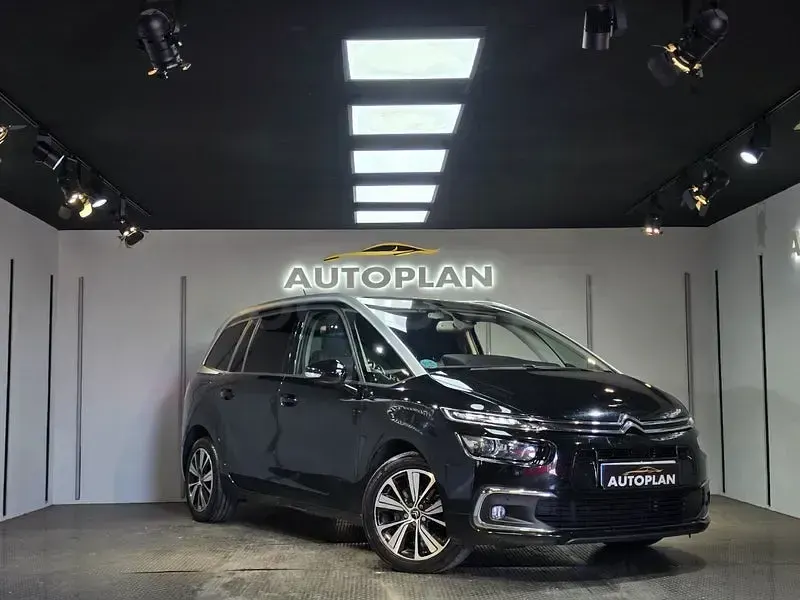 Usado Citroën Grand C4 Picasso Shine 150 CV (110 kW) 2017 Negro Monovolumen
