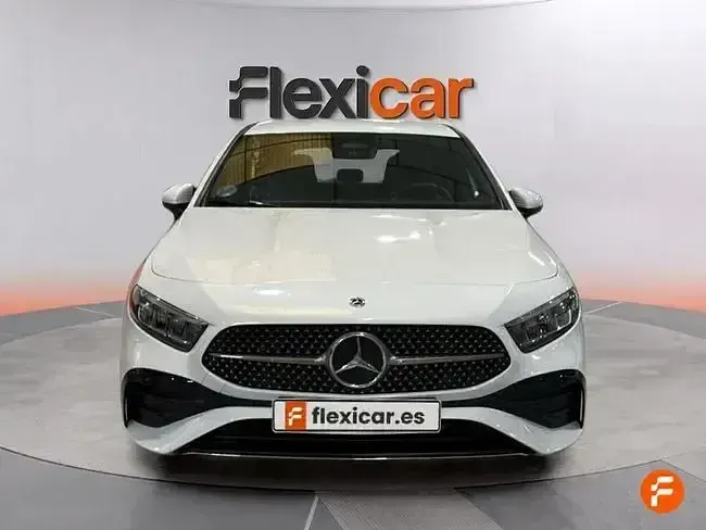 Usado Mercedes A200 150 CV (110 kW) 2024 Blanco