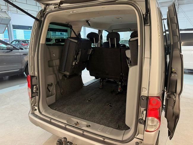 Usado Nissan NV200 110 CV (80 kW) 2012 Gris Monovolumen