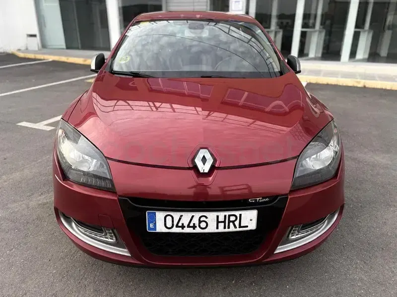Usado Renault Mégane Bose Edition 110 CV (80 kW) 2013 Granate Berlina