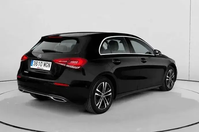 Usado Mercedes A180 136 CV (100 kW) 2023