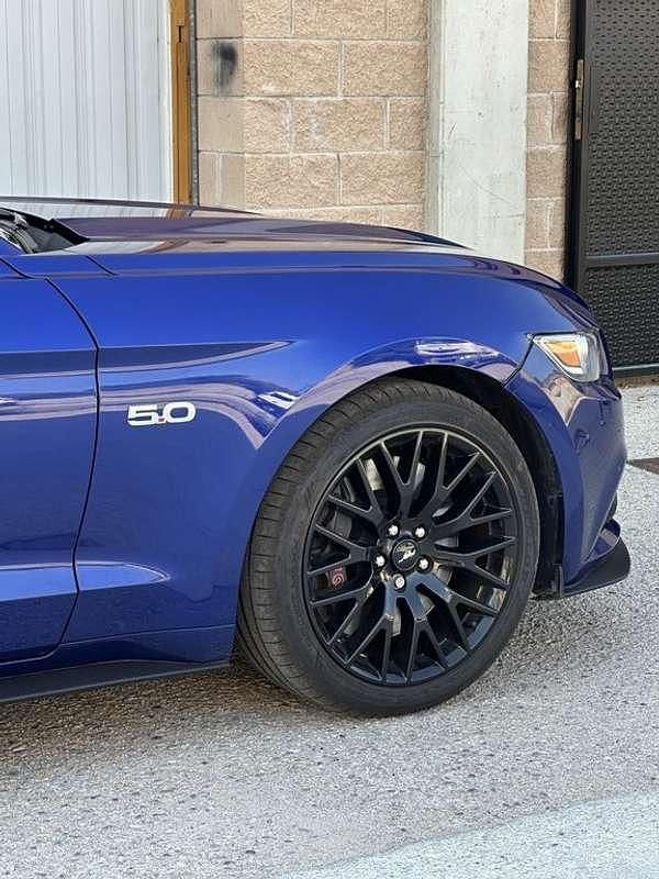 Usado Ford Mustang GT 417 CV (306 kW) 2016 Azul Coupe