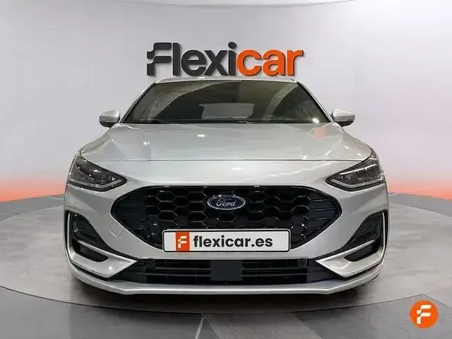 Usado Ford Focus ST-Line 125 CV (91 kW) 2023 Gris Berlina