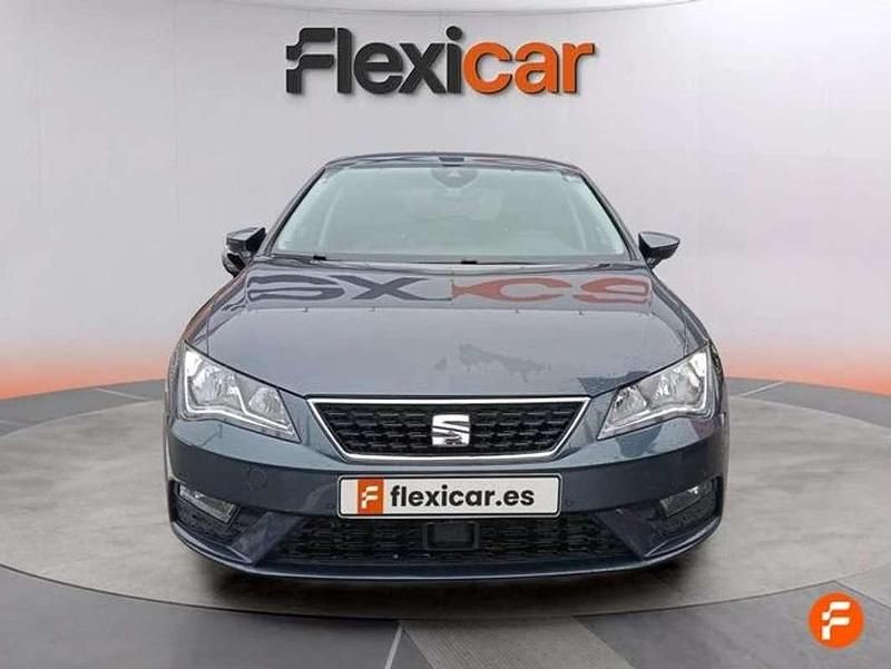 Usado Seat Leon ST Style 131 CV (96 kW) 2020 Azul Familiar