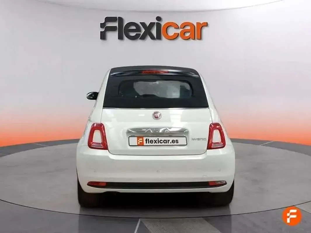Usado Fiat 500 Club 71 CV (52 kW) 2023 Blanco Descapotable