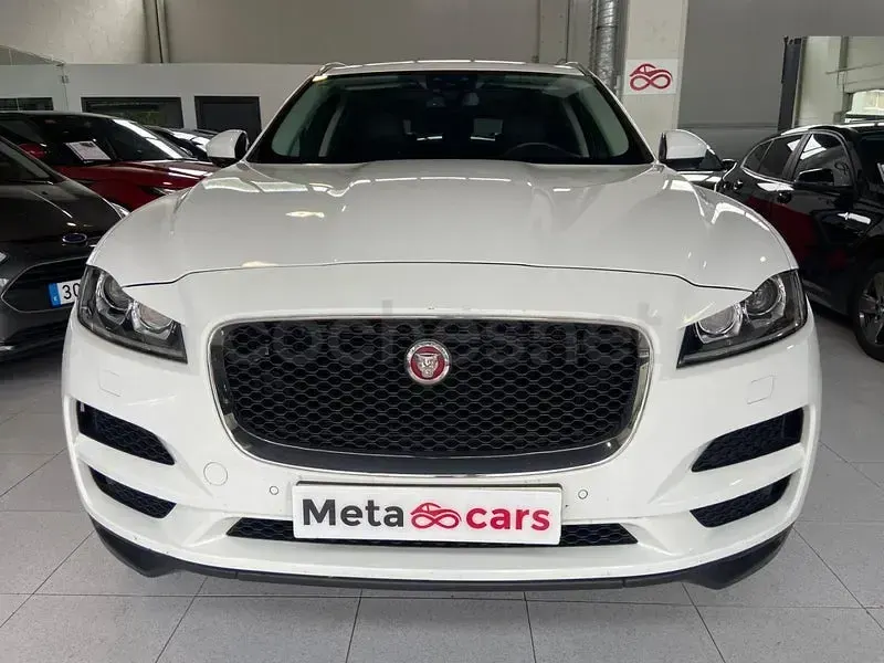 Usado Jaguar F-Pace Prestige 300 CV (220 kW) 2017 Blanco SUV