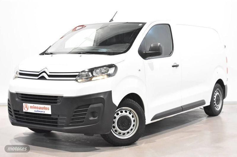 Usado Citroën Jumpy 101 CV (74 kW) 2022 Blanco Monovolumen