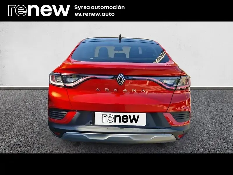 Usado Renault Arkana Techno 140 CV (102 kW) 2024 Rojo SUV
