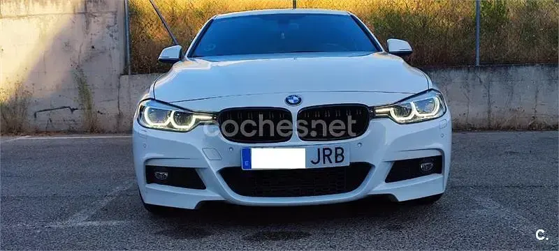 Usado BMW 318 Shadowline 150 CV (110 kW) 2016 Blanco Berlina