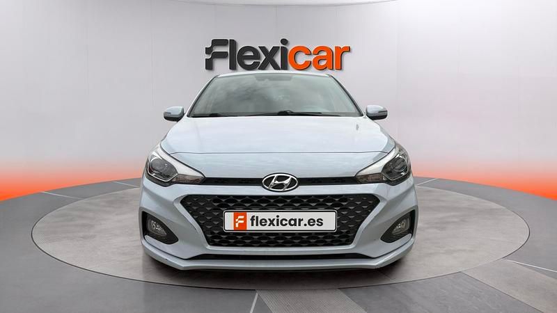 Begagnad Hyundai i20 100 HK (73 kW) 2019 Blå Halvkombi