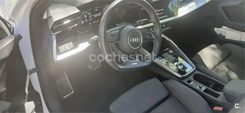 Usado Audi A3 S-Line 204 CV (150 kW) 2021 Blanco Berlina