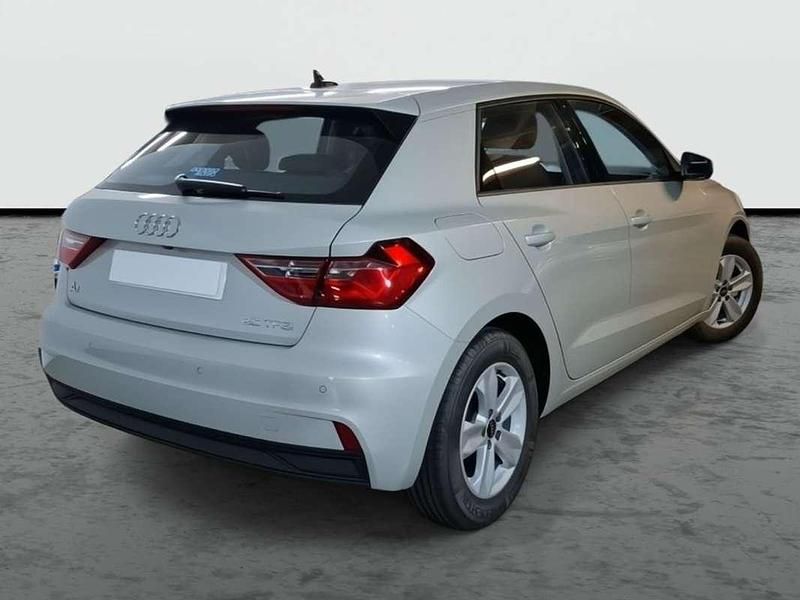 Plateado Usado 2025 Audi A1 Sportback Utilitario | 20.790 € (Super precio) - Imagen 1/4