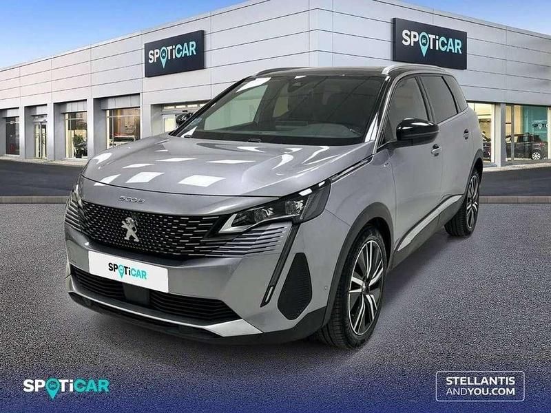 Usado Peugeot 5008 GT 182 CV (133 kW) 2021 Negro SUV